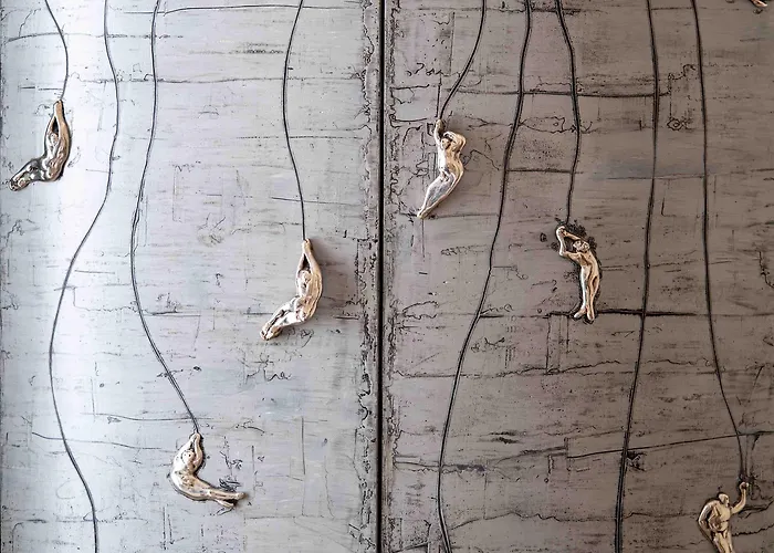 Atelier Ines Gallery Hotel