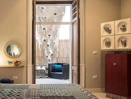 Atelier Ines Gallery Hotel