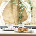 Atelier Ines Gallery 3*