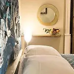 Atelier Ines Gallery 3* نابولي