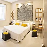Atelier Ines Gallery فندق