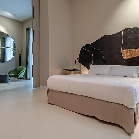Atelier Ines Gallery Hotel