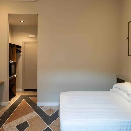 Atelier Ines Gallery Hotel