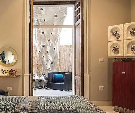 Atelier Ines Gallery Hotel
