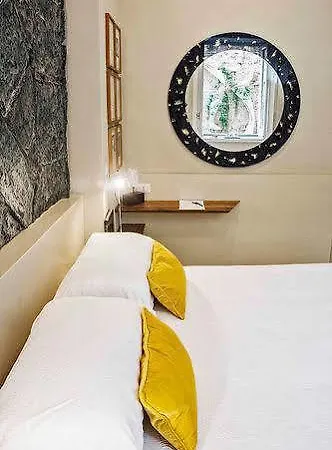 Atelier Ines Gallery Hotel