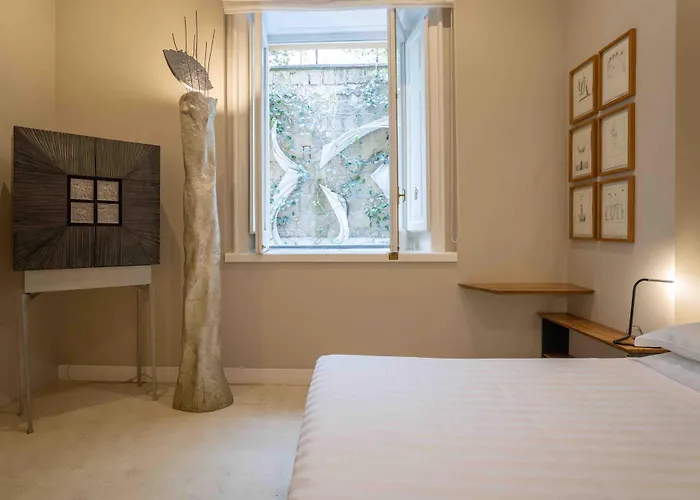 Atelier Ines Gallery 3*