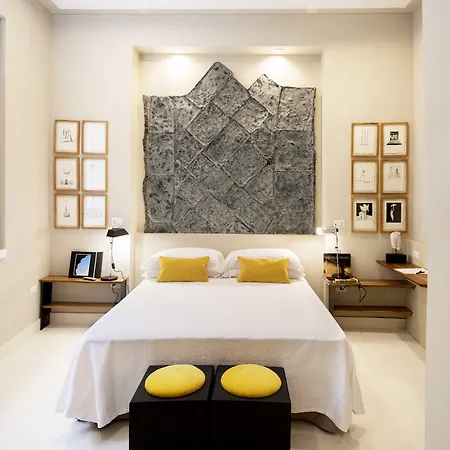 Atelier Ines Gallery Hotel